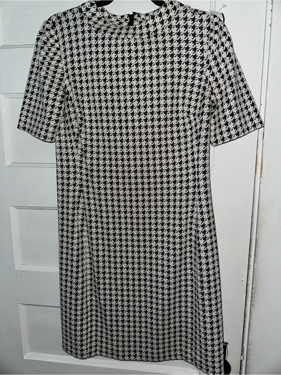 Chaps Dresses & Skirts - Chaps Black & White Houndstooth Midi Dress